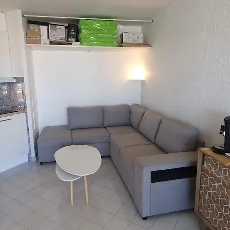 Agreable F2 Loggia Vue Port Parking *