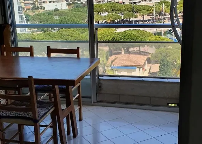 Agreable F2 Loggia Vue Port Parking Διαμέρισμα